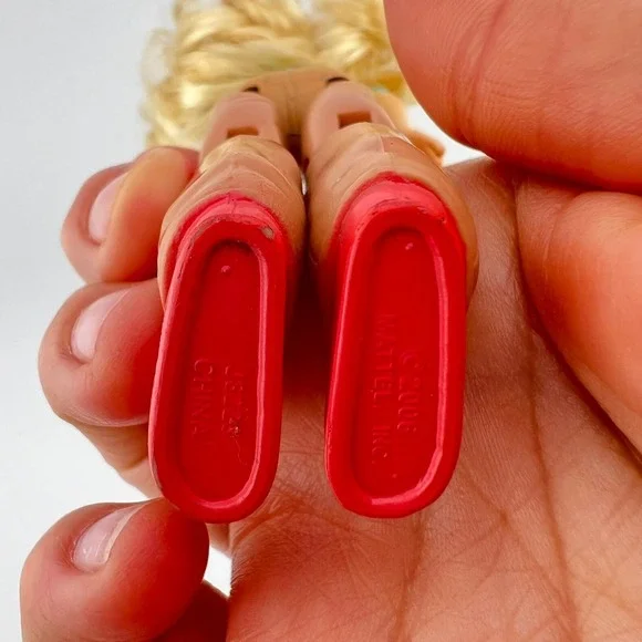 Mattel 2006 Loving Family Dollhouse Mom Blonde Hair J8223 Vintage Figure - Picture 6 of 8